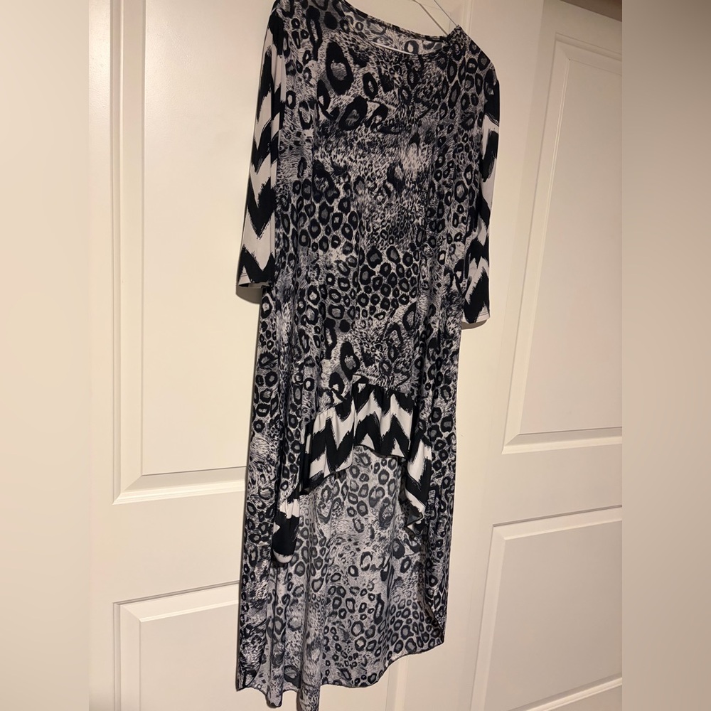 Stylish Black and White Patterned High n Low Dress